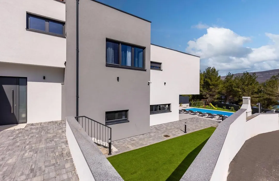 Villa Pine-1