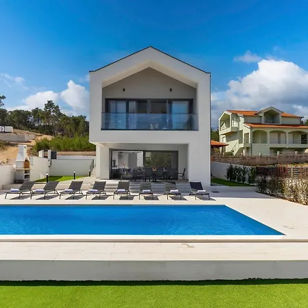 Villa Pine-2
